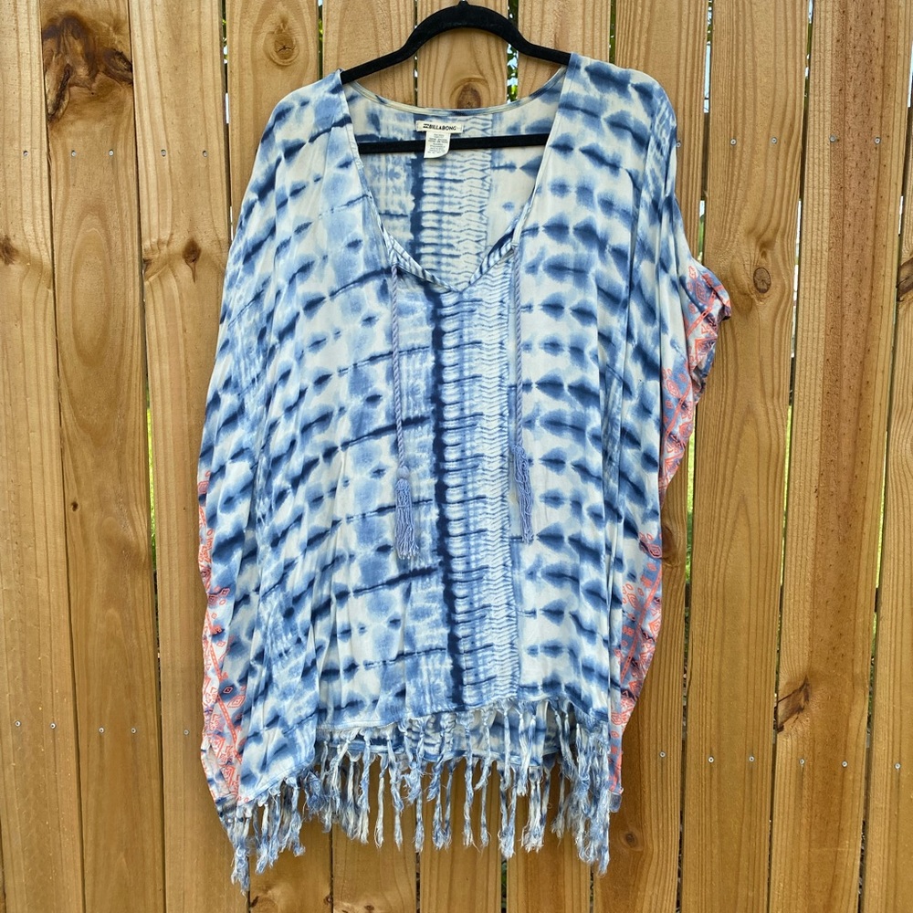 Billabong poncho